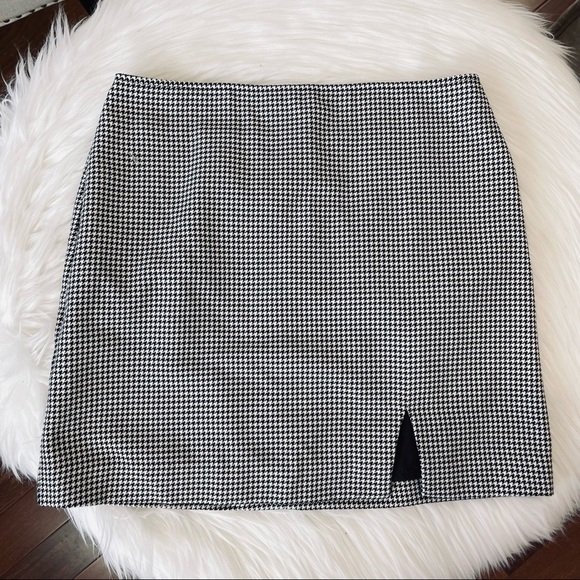 FOREVER 21 Skirt black white hounds tooth check plaid Checkered PRINT M Zip - Picture 8 of 8